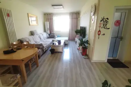 后湾社区 2室1厅1卫南北 精装