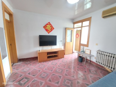 邮局家属楼 2室1厅1卫 南 普装