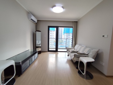 华润灵山湾壹号 3室2厅1卫 南北 精装