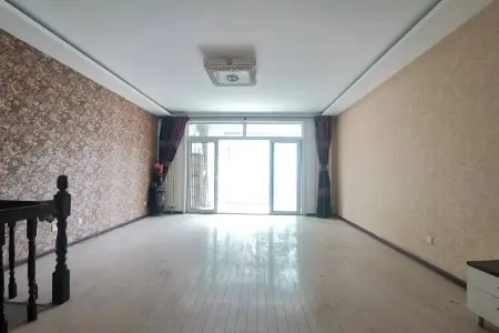 名嘉城 3室2厅2卫 南北 精装