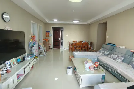 星光岛玫瑰园（二期） 3室2厅2卫 南北 精装