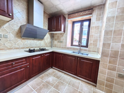 世茂诺沙湾二期别墅