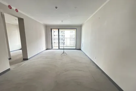 中海  半山雲镜 3室2厅2卫南北 毛坯