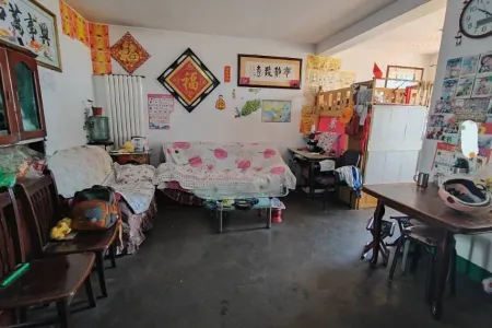 医院附近 2室1厅1卫 南北 简装