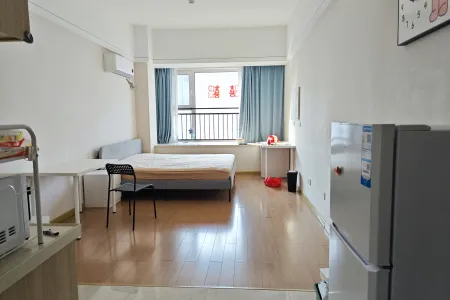 绿地香海汇都 1房0厅1卫 东 精装