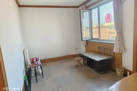 卧鹏小区 2室1厅1卫 南 中装