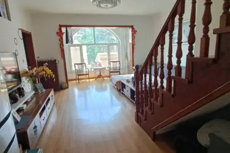 乳山别墅 4室2厅2卫南 精装