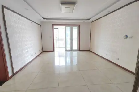 鑫隆嘉园 3室2厅1卫 南北 精装