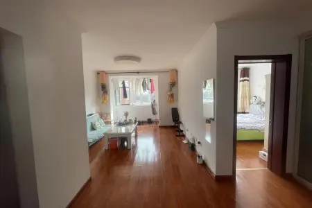 卧龙社区西区 2室1厅1卫东西 简装