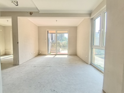 龙湖春江彼岸别墅 叠加4室2厅3卫 南北 毛坯