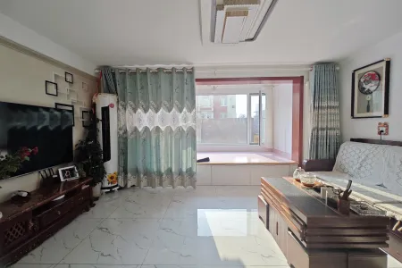 紫金山小区 2房2厅1卫 南 普装