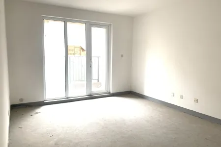 世茂诺沙湾五期 3室2厅2卫南北 毛坯