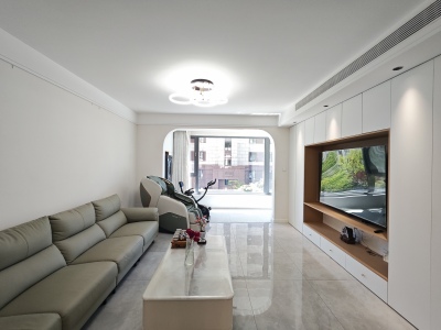 海青公馆 3室2厅2卫 南北 精装