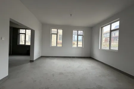 隆和大溪谷（别墅） 4房4厅5卫 南北 毛坯