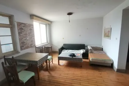 阿里山小区 3室2厅1卫 南 精装