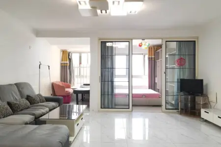 卓亭广场 1室1厅1卫 南 精装