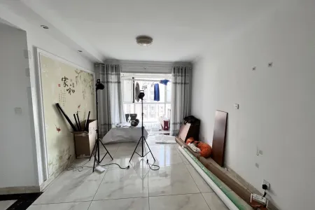 海尔悦湖兰庭 3室1厅1卫 南 精装