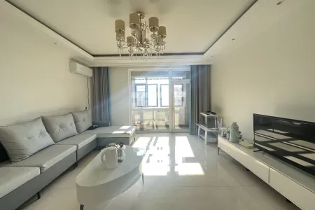 隆海东方华庭 3室2厅2卫 南北 精装