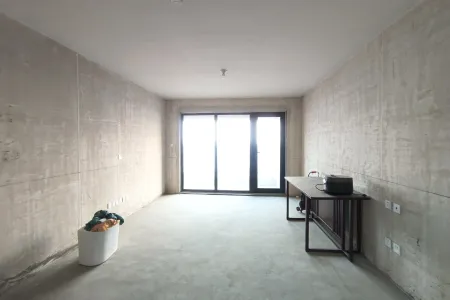 康大江山樾 3室2厅2卫南 毛坯