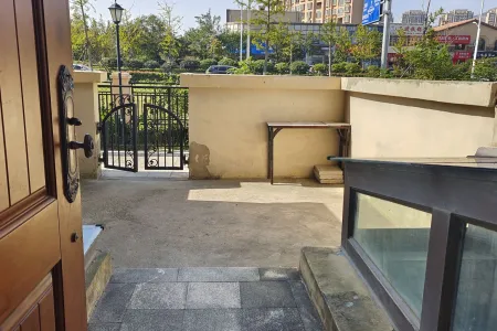 世茂诺沙湾一期 2室2厅2卫南 精装