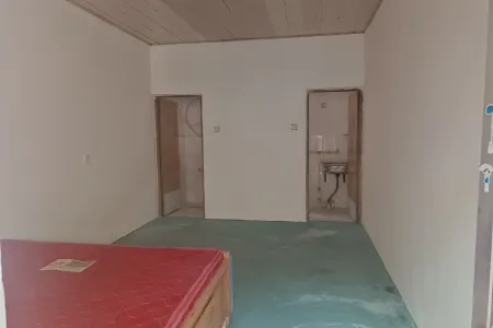 黄岛区域网点 1室1厅1卫 南 中装