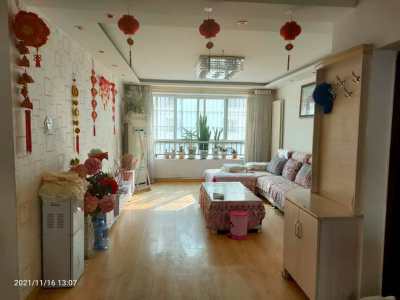 新港花园 3室1厅1卫 南北 精装