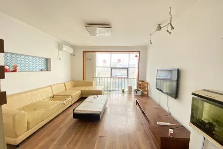 汇峰嘉园 3室2厅1卫 南北 精装