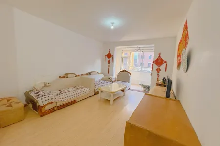 珠山文苑南区 2房2厅1卫 南北 精装