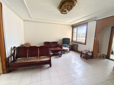 后湾社区 2室1厅1卫 南 普装