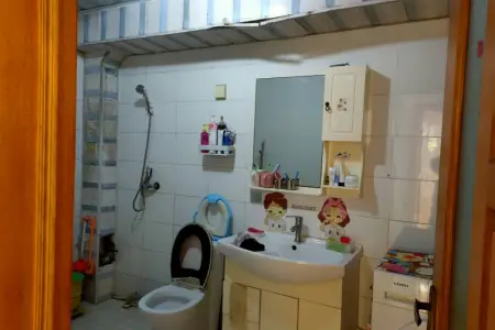 盈泰嘉园 2室1厅1卫南 精装