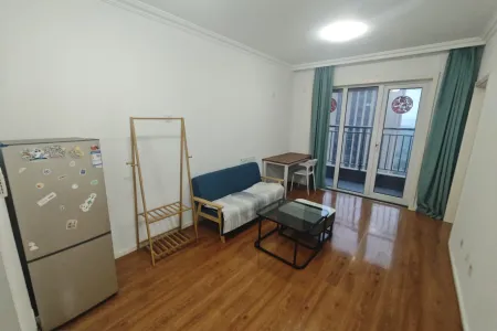 海港城 2室1厅1卫 南 精装