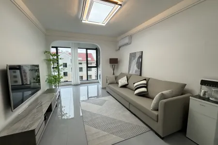 黄金怡海苑四期 3房2厅1卫 南北 精装