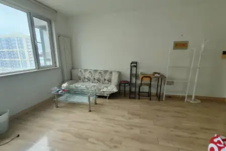 幸福社区 1室1厅1卫南北 精装