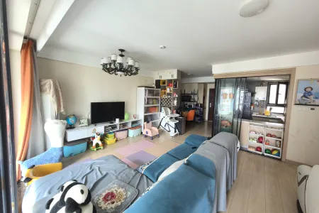 万科城市之光三期 3室2厅2卫 南北 精装