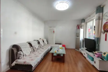 南北通透,次新小区,黄金地段,楼层好,采光很棒,性价比高