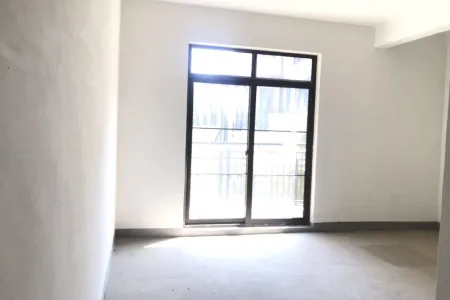 龙湖原山别墅 5室3厅5卫南北 毛坯