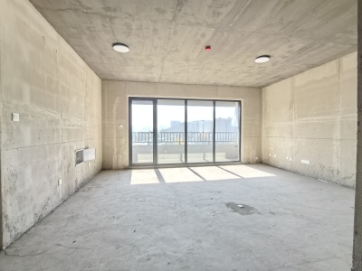 新都学府 3室2厅2卫 南北 毛坯