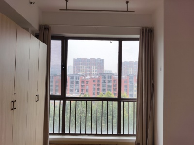 悦湖广场(商住楼)