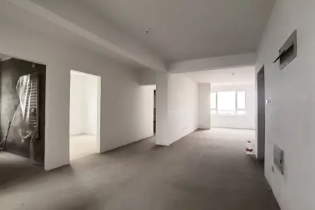 建邦听海二期 3室2厅2卫南北 毛坯