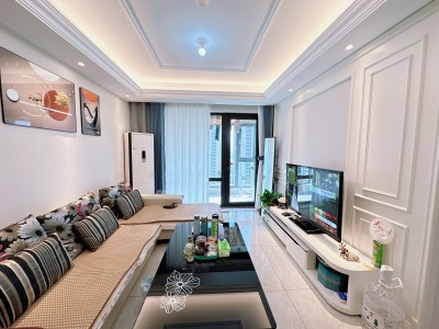 万科金域蓝湾 3室2厅1卫 南北 精装