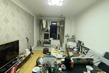 世茂诺沙湾四期 3室2厅2卫 南北 简装