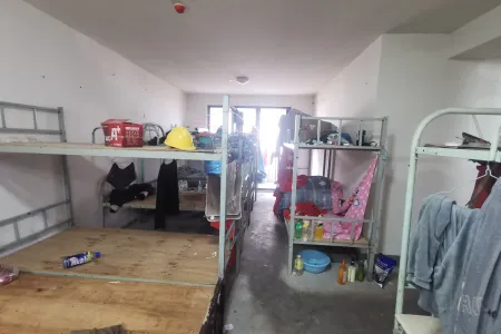 万达维多利亚湾（31-67号楼） 3室2厅2卫 南北 毛坯