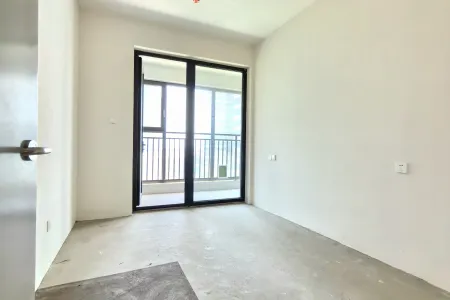 海信·灵山湾天玺（二期） 3室2厅2卫南北 毛坯