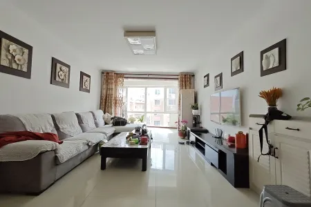 长城花园 3室2厅2卫 南北 精装