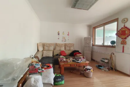 医院附近 2室2厅1卫 南 精装