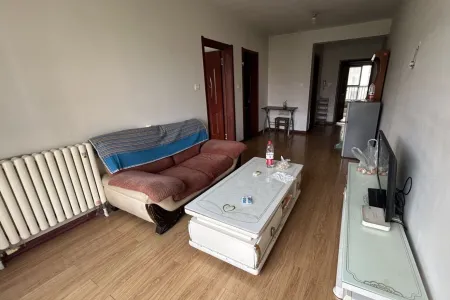 蜊叉泊 1房1厅1卫 南北 精装