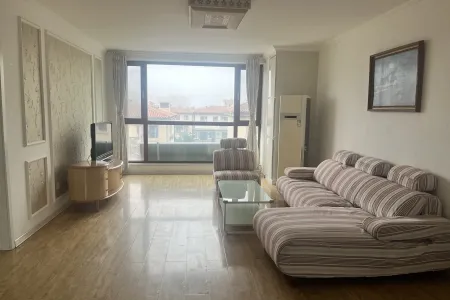 世茂诺沙湾三期 3室2厅2卫 南北 精装