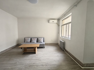 紫金山小区 2室2厅1卫 南 简装