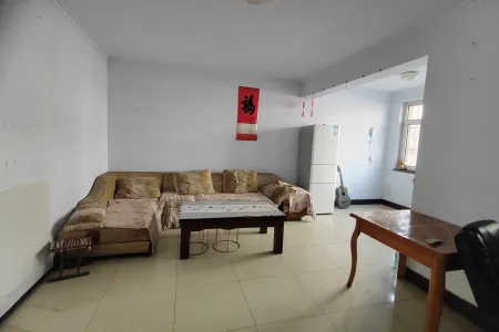 卧鹏小区 2室2厅1卫南 精装