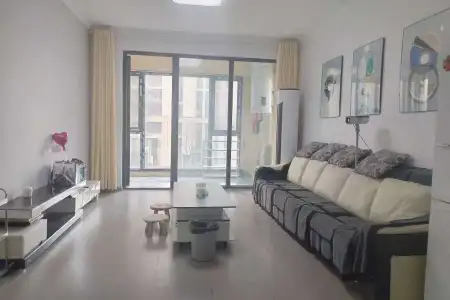 世茂锦域东区 3房2厅2卫 南北 精装